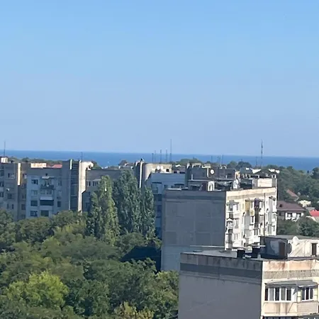 треф 3 комнаты на таирова