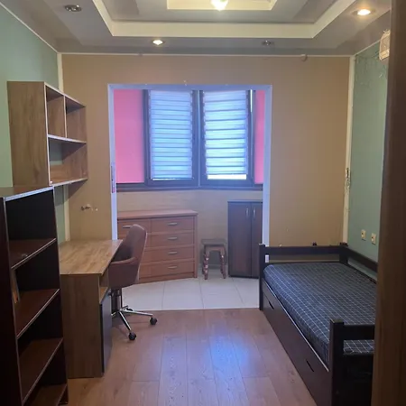 треф 3 комнаты на таирова