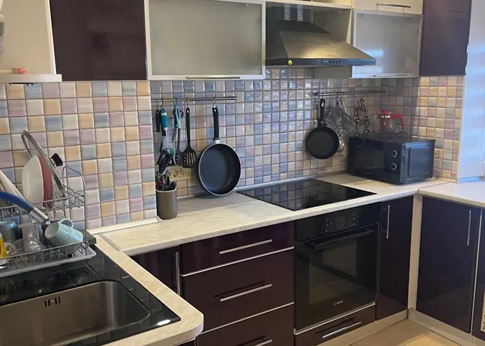 треф 3 комнаты на таирова Apartment Odessa