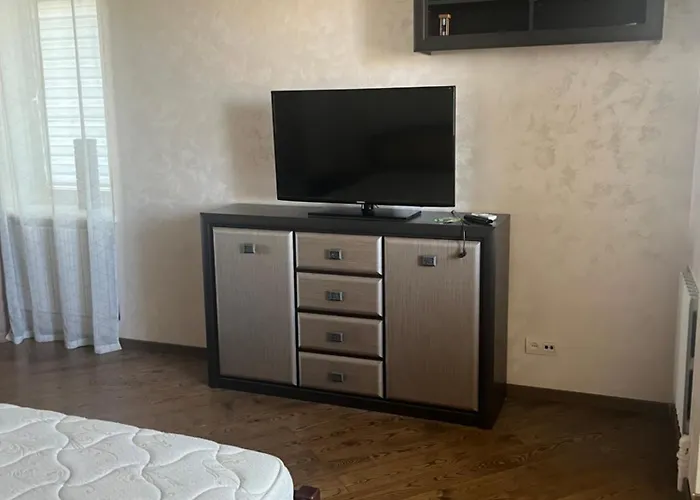 треф 3 комнаты на таирова